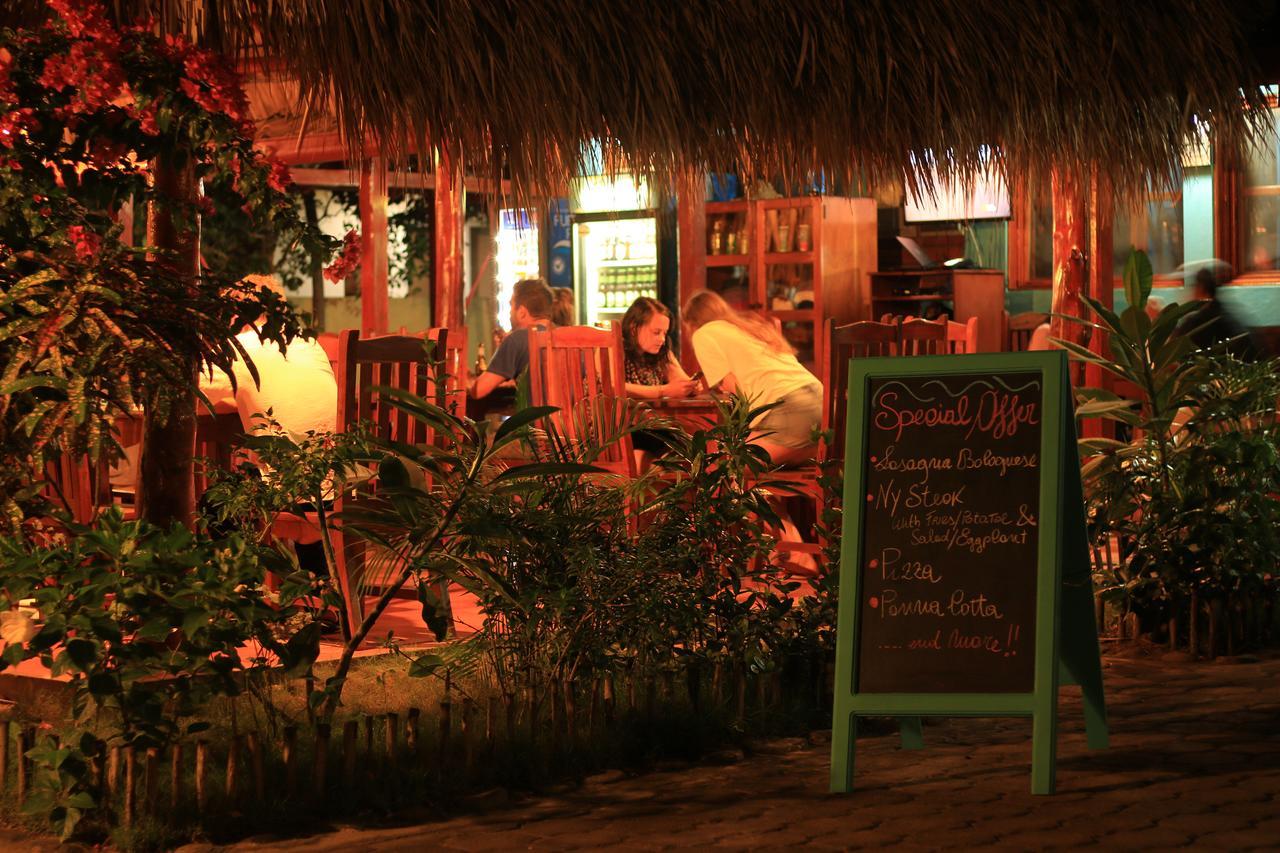 Club Surf Popoyo Exterior foto